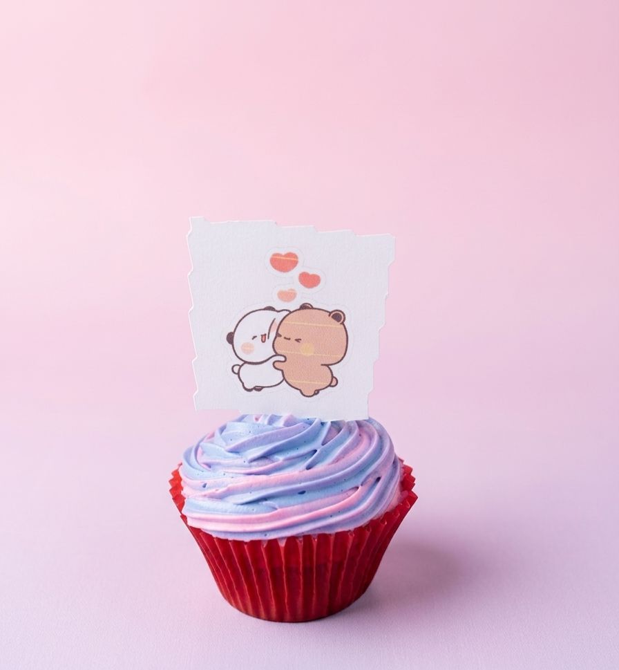 Cupcake personalizado con betún bicolor y topper para cumpleaños en Cadereyta Jiménez Tentaciones Briz